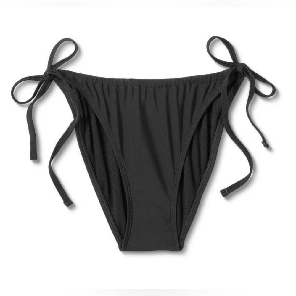 NWT Ultra-cheeky bikini bottom